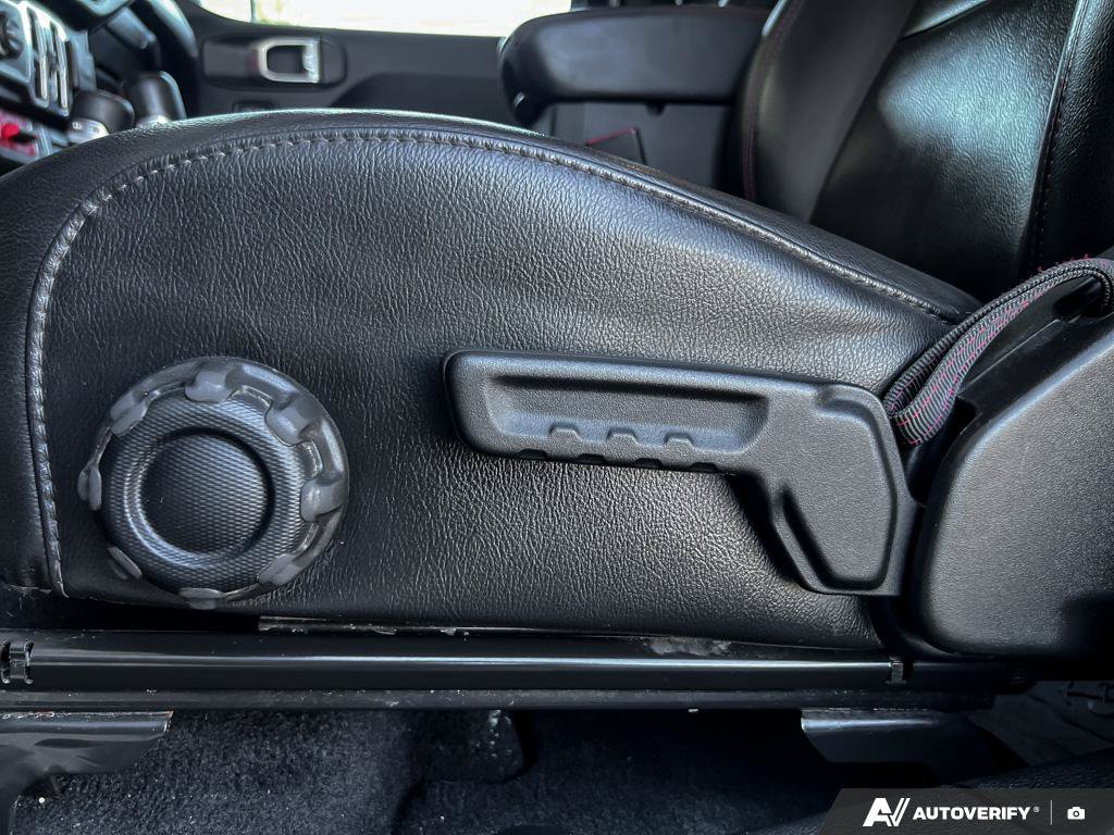 Used 2021 Jeep Gladiator Rubicon 3.6 L 4WD at KW Auto Credit