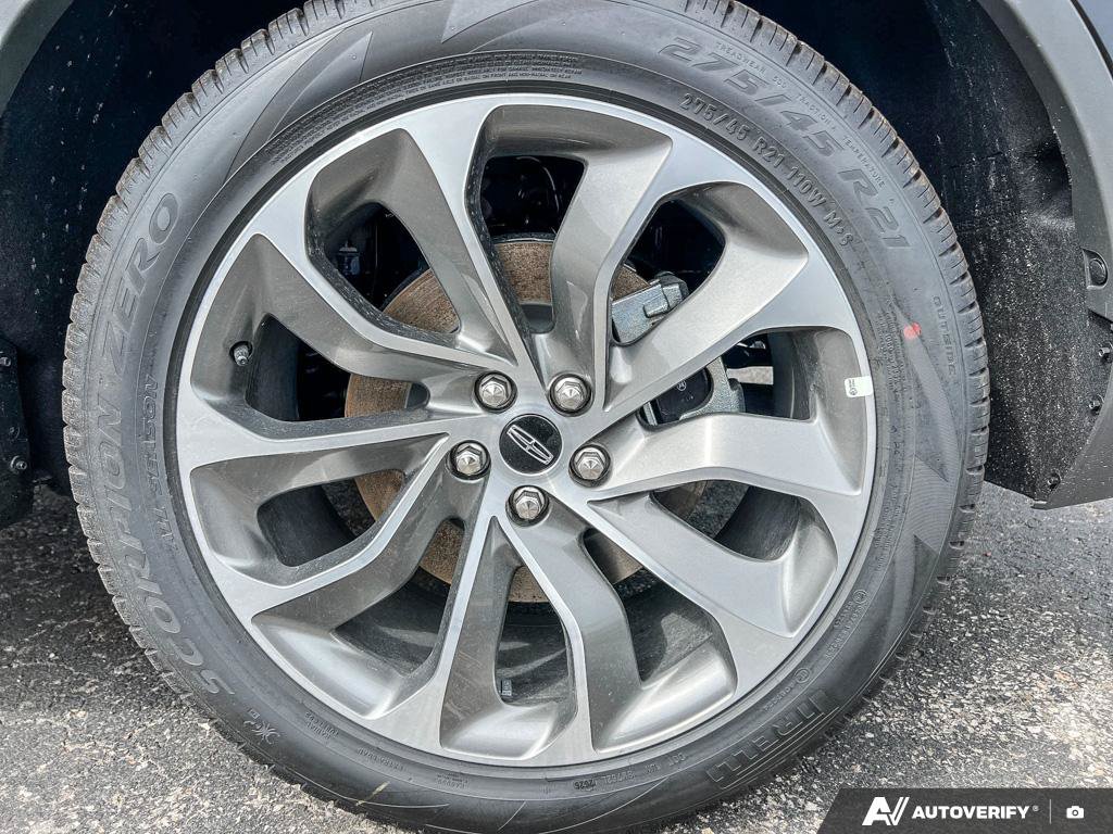 New 2026 Lincoln Aviator Reserve 3.0 L AWD at KW Auto Credit