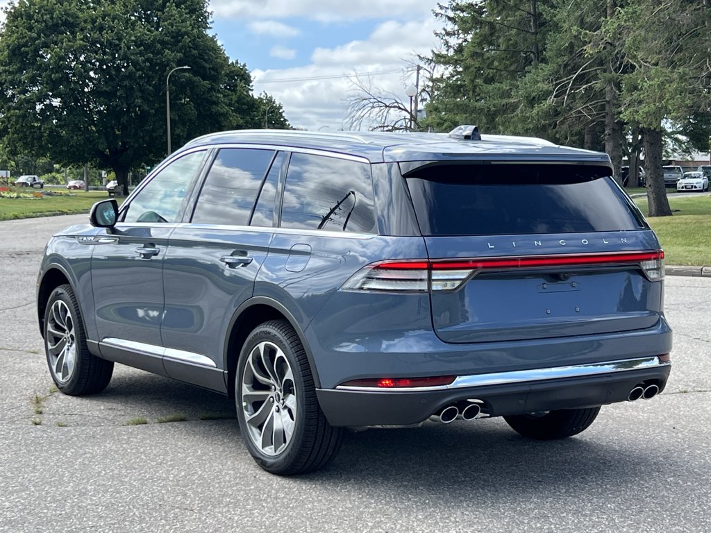 New 2026 Lincoln Aviator Reserve 3.0 L AWD at KW Auto Credit