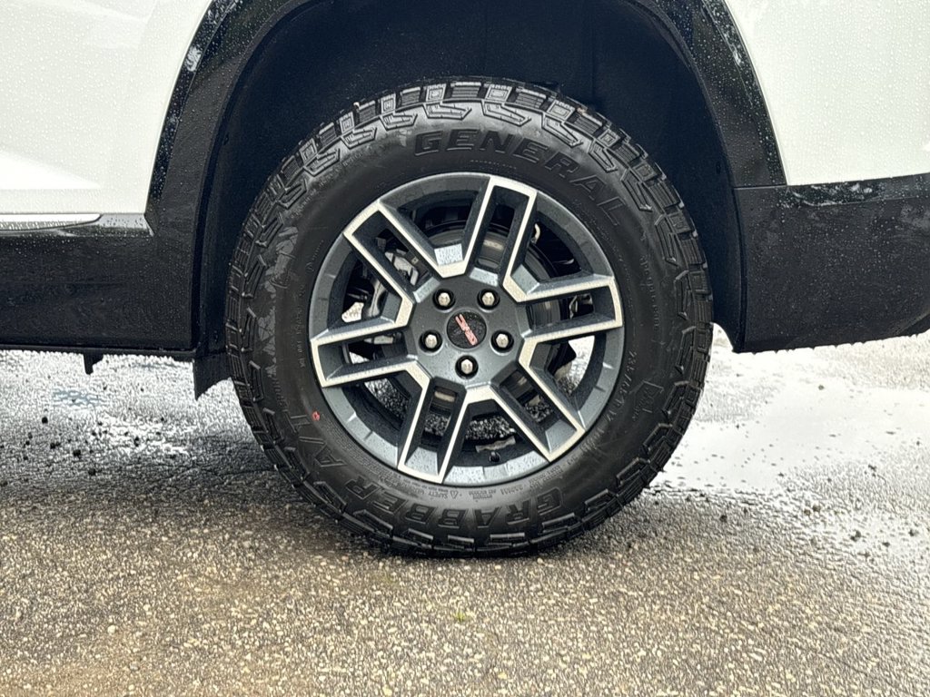 New 2027 GMC Terrain AWD AT4 1.5L AWD at KW Auto Credit