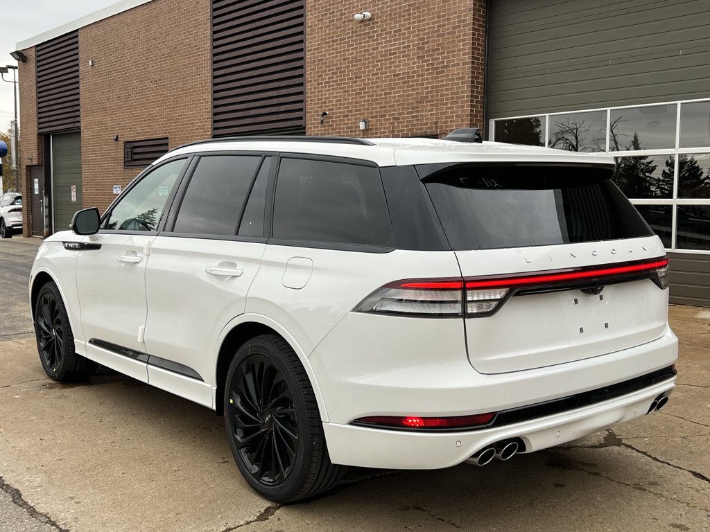 New 2026 Lincoln Aviator Reserve 3.0 L AWD at KW Auto Credit