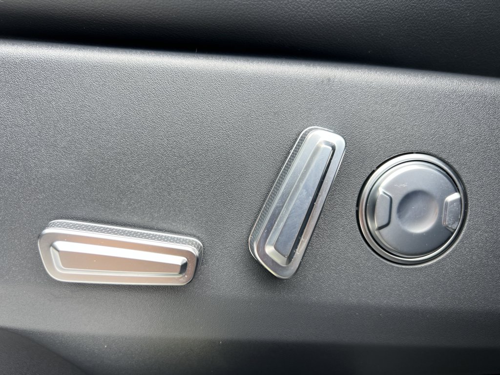 New 2026 Lincoln Nautilus Premiere 2.0 L AWD at KW Auto Credit