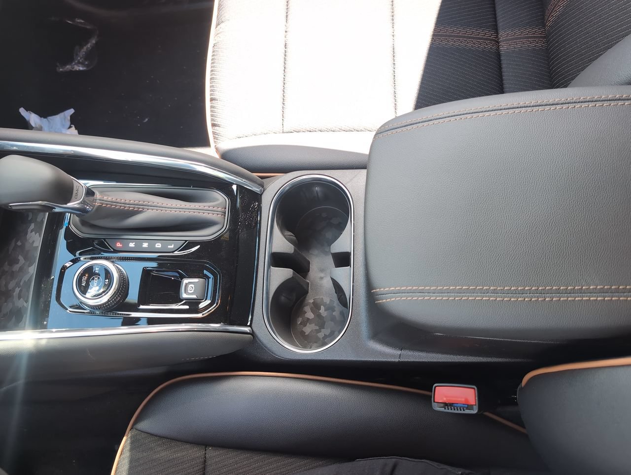 New 2026 GMC Canyon AT4 2.7L 4WD at KW Auto Credit