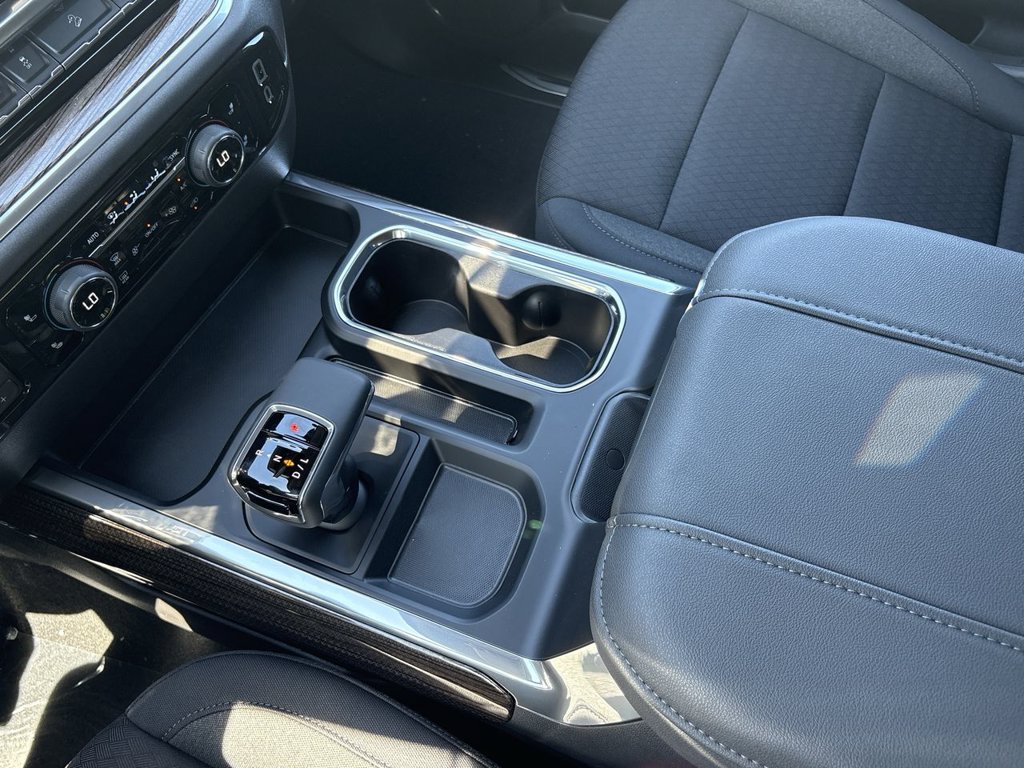 New 2026 Chevrolet Silverado 1500 RST 5.3L 4WD at KW Auto Credit