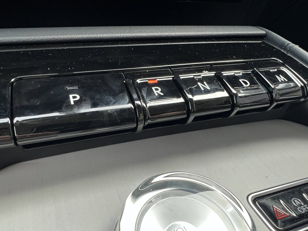 New 2027 Lincoln Navigator L Premiere 3.5 L 4WD at KW Auto Credit