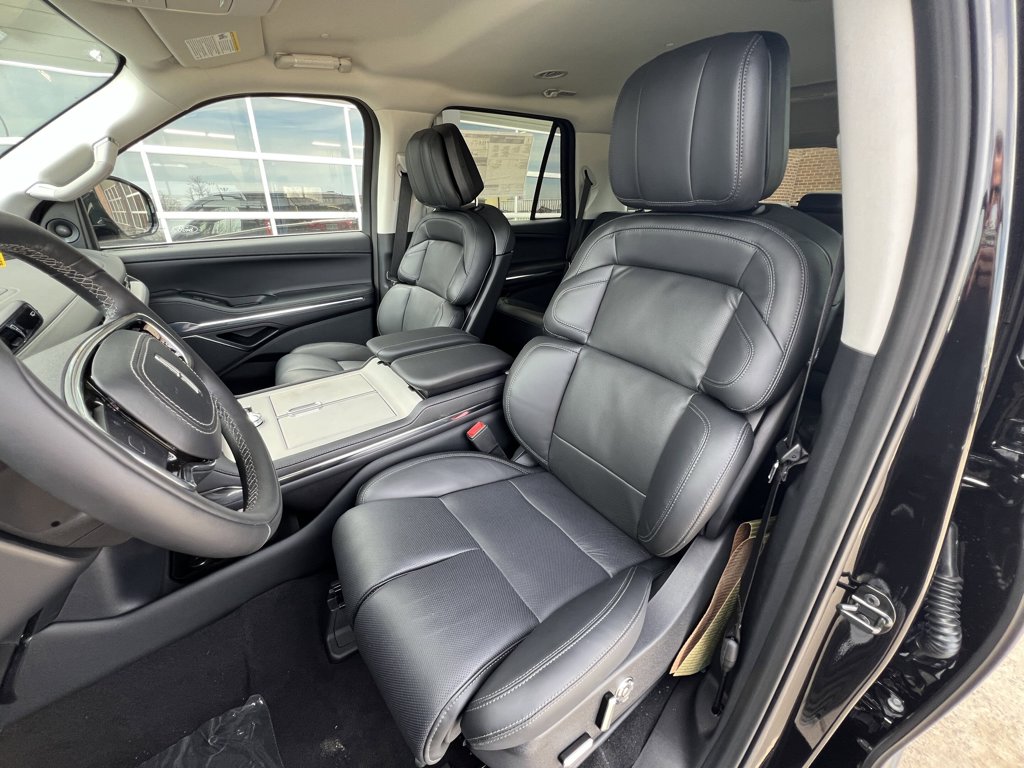 New 2027 Lincoln Navigator L Premiere 3.5 L 4WD at KW Auto Credit