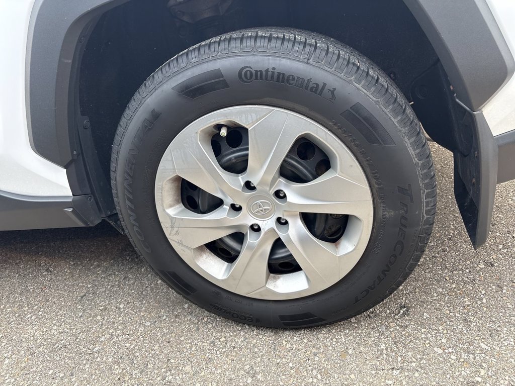 Used 2019 Toyota RAV4 LE 2.5 L FWD at KW Auto Credit