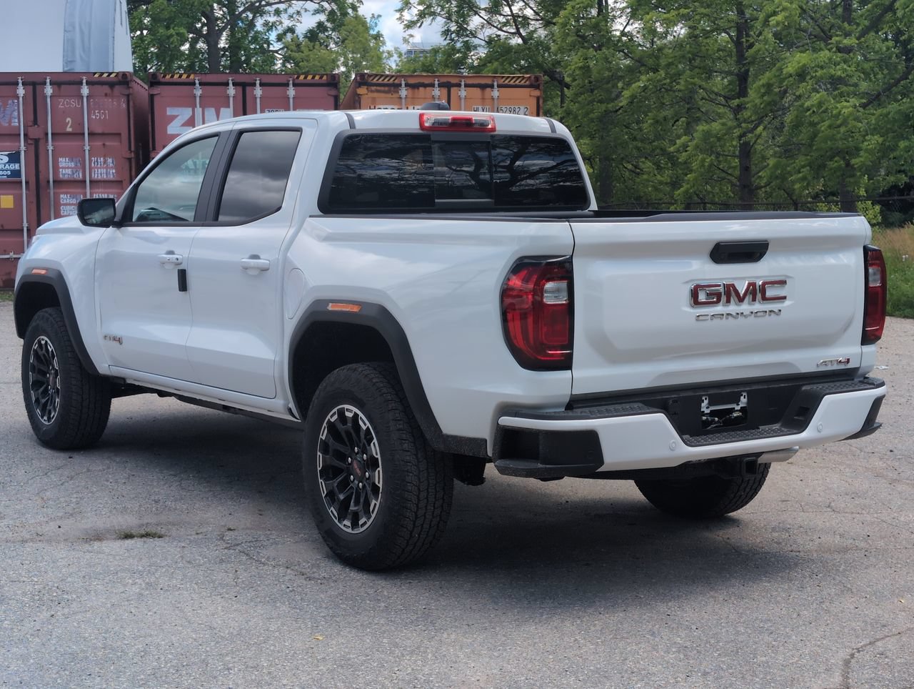 New 2026 GMC Canyon AT4 2.7L 4WD at KW Auto Credit