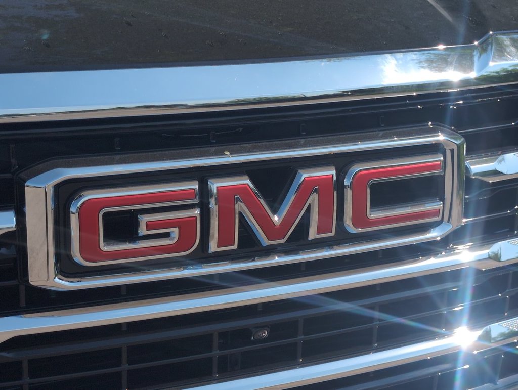 New 2026 GMC Yukon XL Elevation 5.3L 4WD at KW Auto Credit
