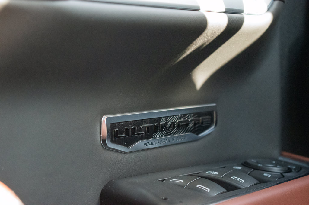 New 2026 GMC Sierra 1500 Denali Ultimate 6.2L 4WD at KW Auto Credit