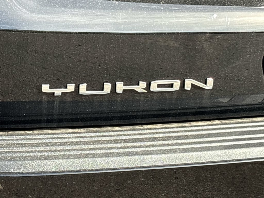 New 2026 GMC Yukon XL Denali Ultimate 6.2L 4WD at KW Auto Credit