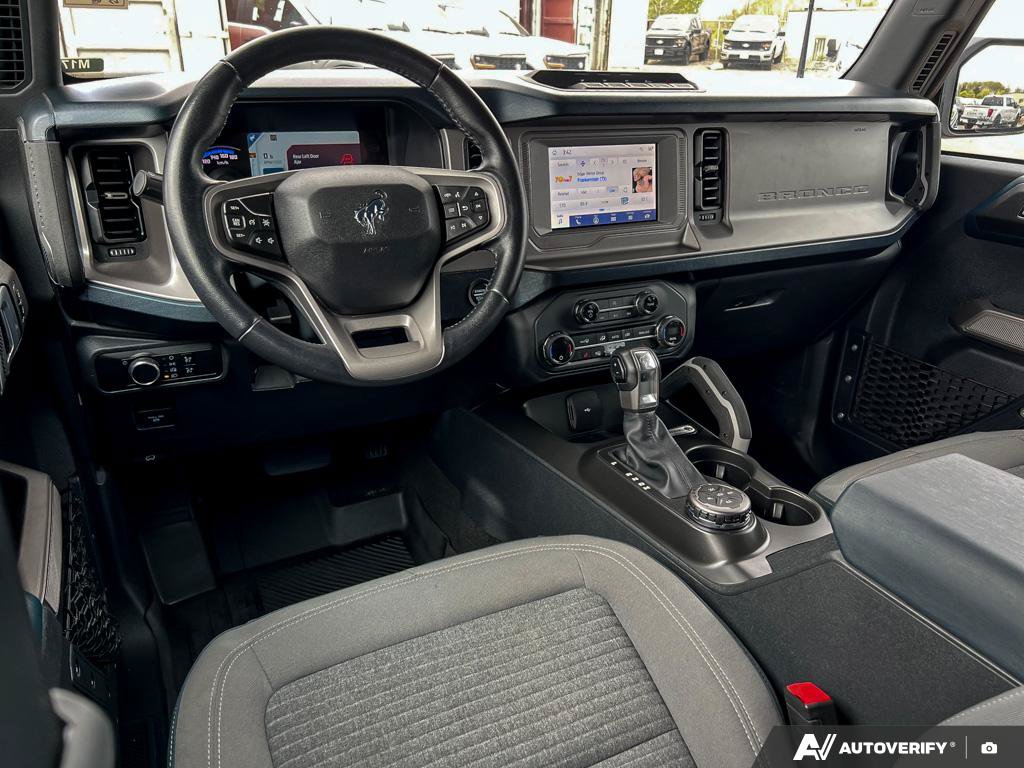 Used 2023 Ford Bronco Outer Banks 2.7 L 4WD at KW Auto Credit