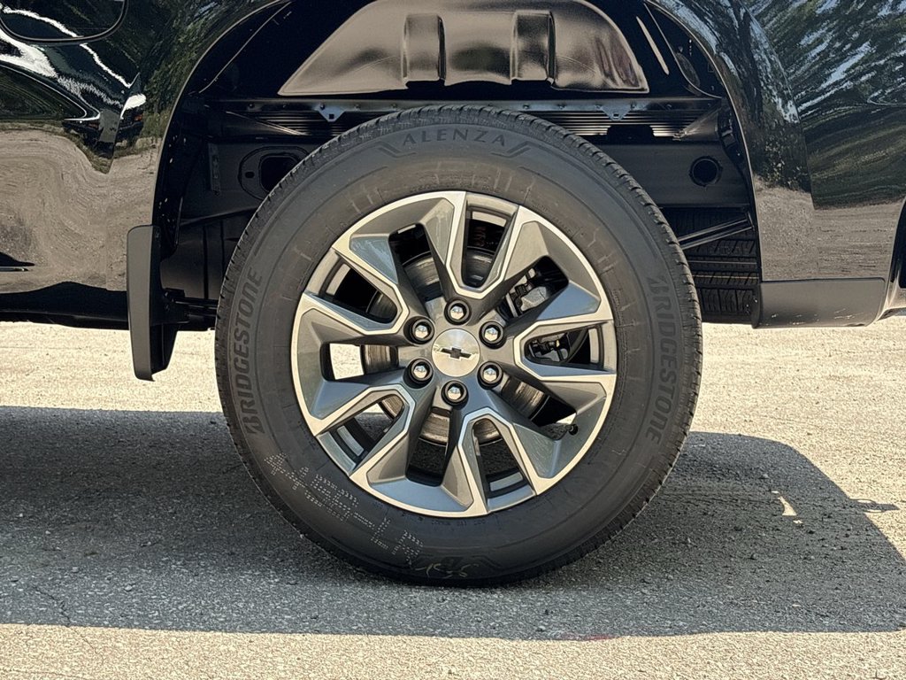 New 2026 Chevrolet Silverado 1500 RST 5.3L 4WD at KW Auto Credit