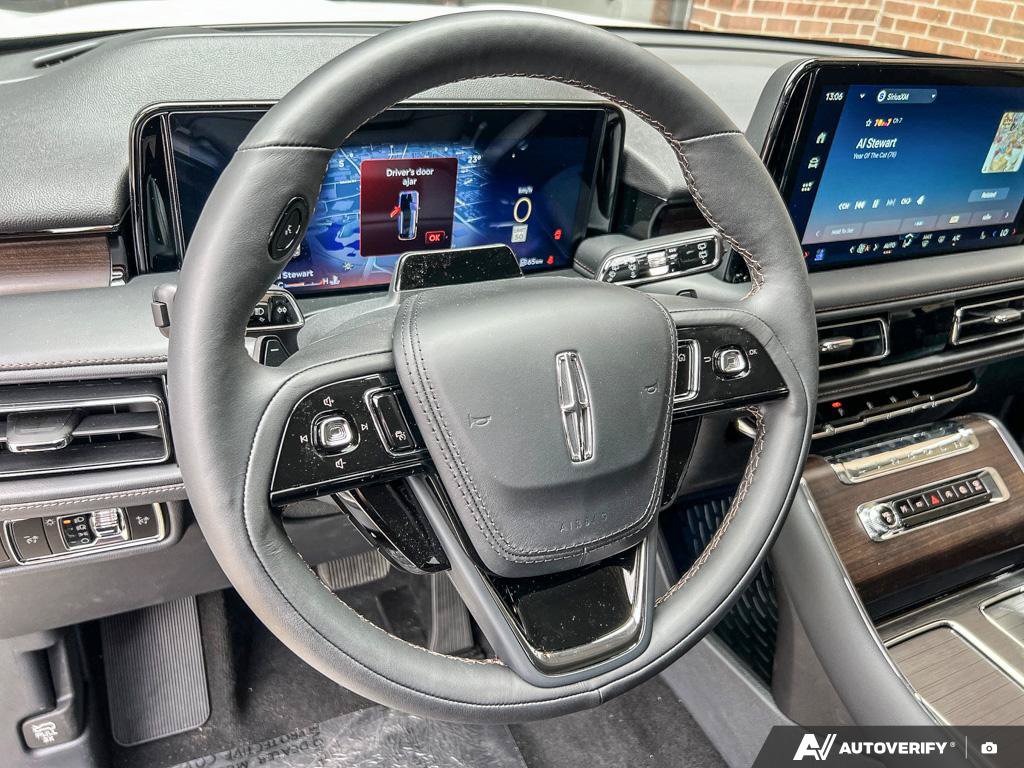New 2026 Lincoln Aviator Reserve 3.0 L AWD at KW Auto Credit