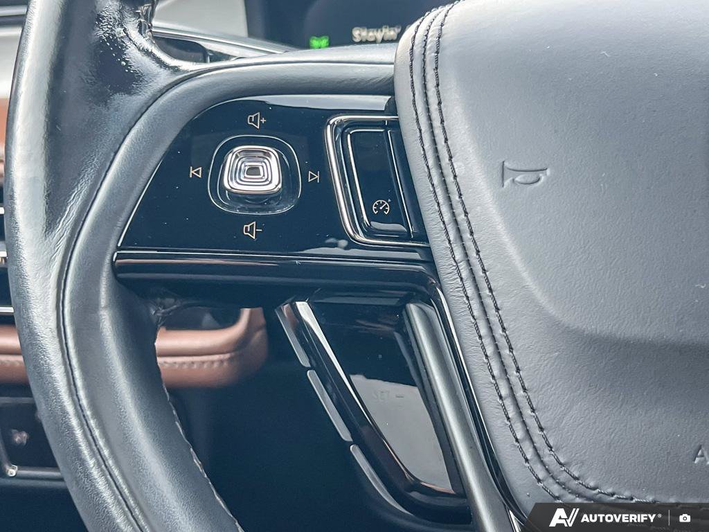 Used 2022 Lincoln Aviator Reserve 3.0 L AWD at KW Auto Credit
