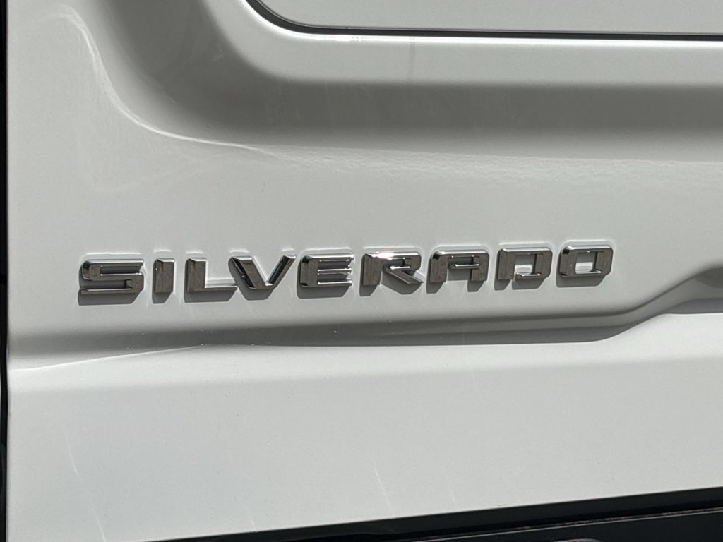 New 2026 Chevrolet Silverado 1500 LT Trail Boss 5.3L 4WD at KW Auto Credit