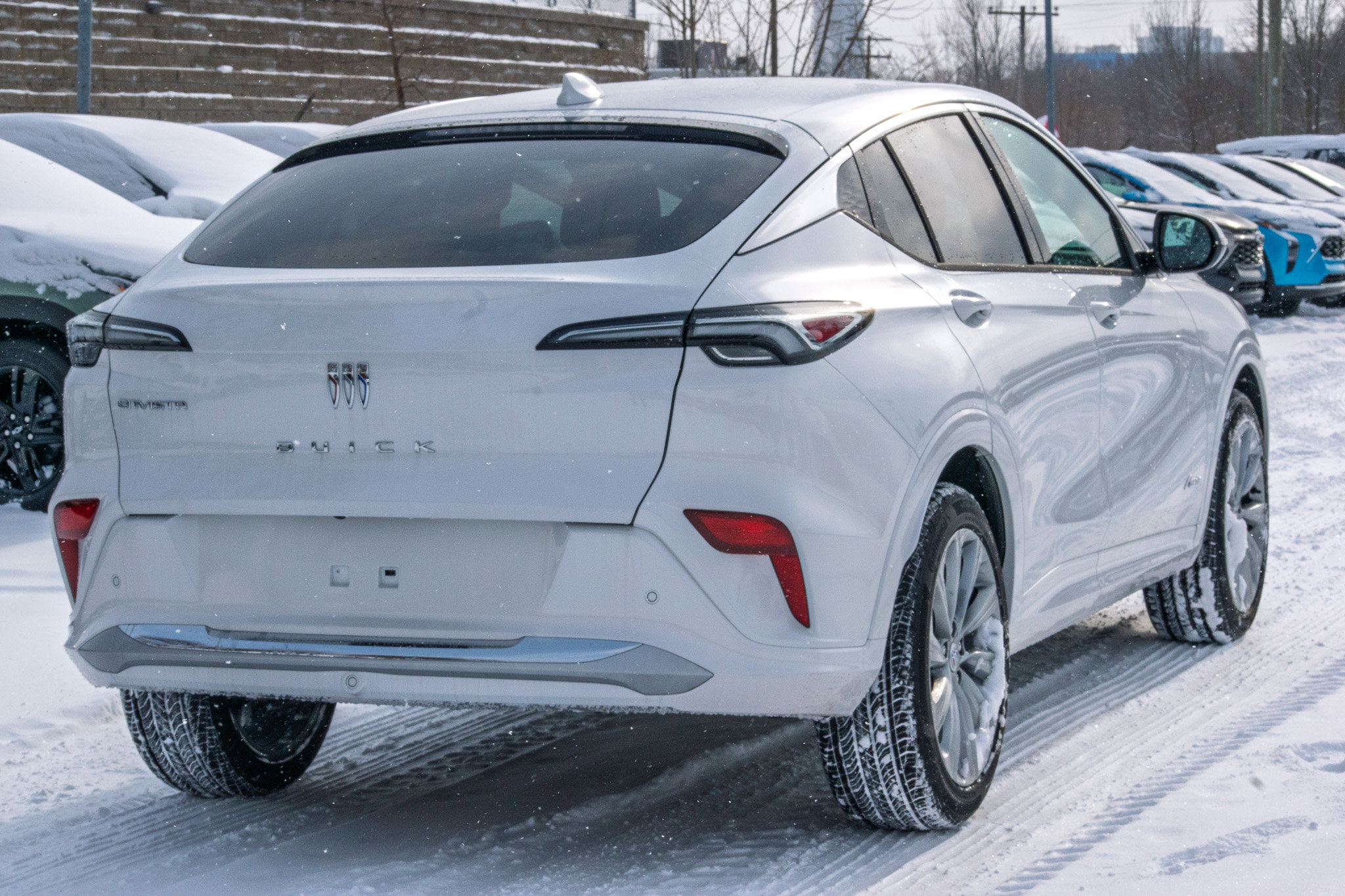 New 2026 Buick Envista Avenir 1.2L FWD at KW Auto Credit