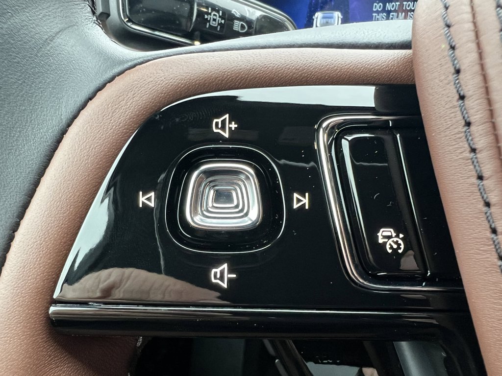 New 2026 Lincoln Aviator Reserve 3.0 L AWD at KW Auto Credit