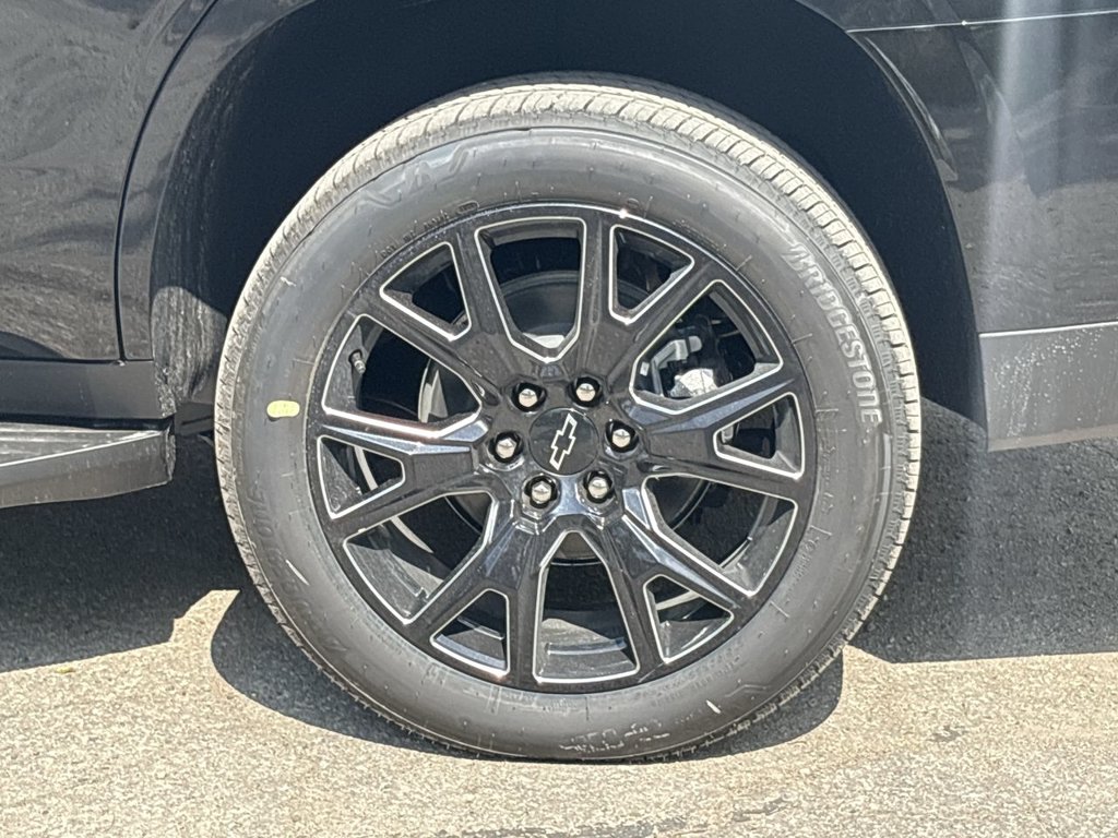 New 2026 Chevrolet Tahoe LT 5.3L 4WD at KW Auto Credit