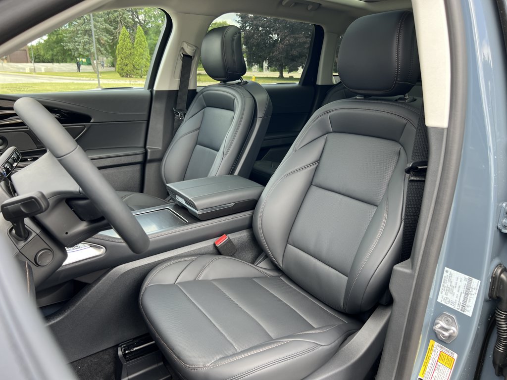 New 2026 Lincoln Nautilus Premiere 2.0 L AWD at KW Auto Credit