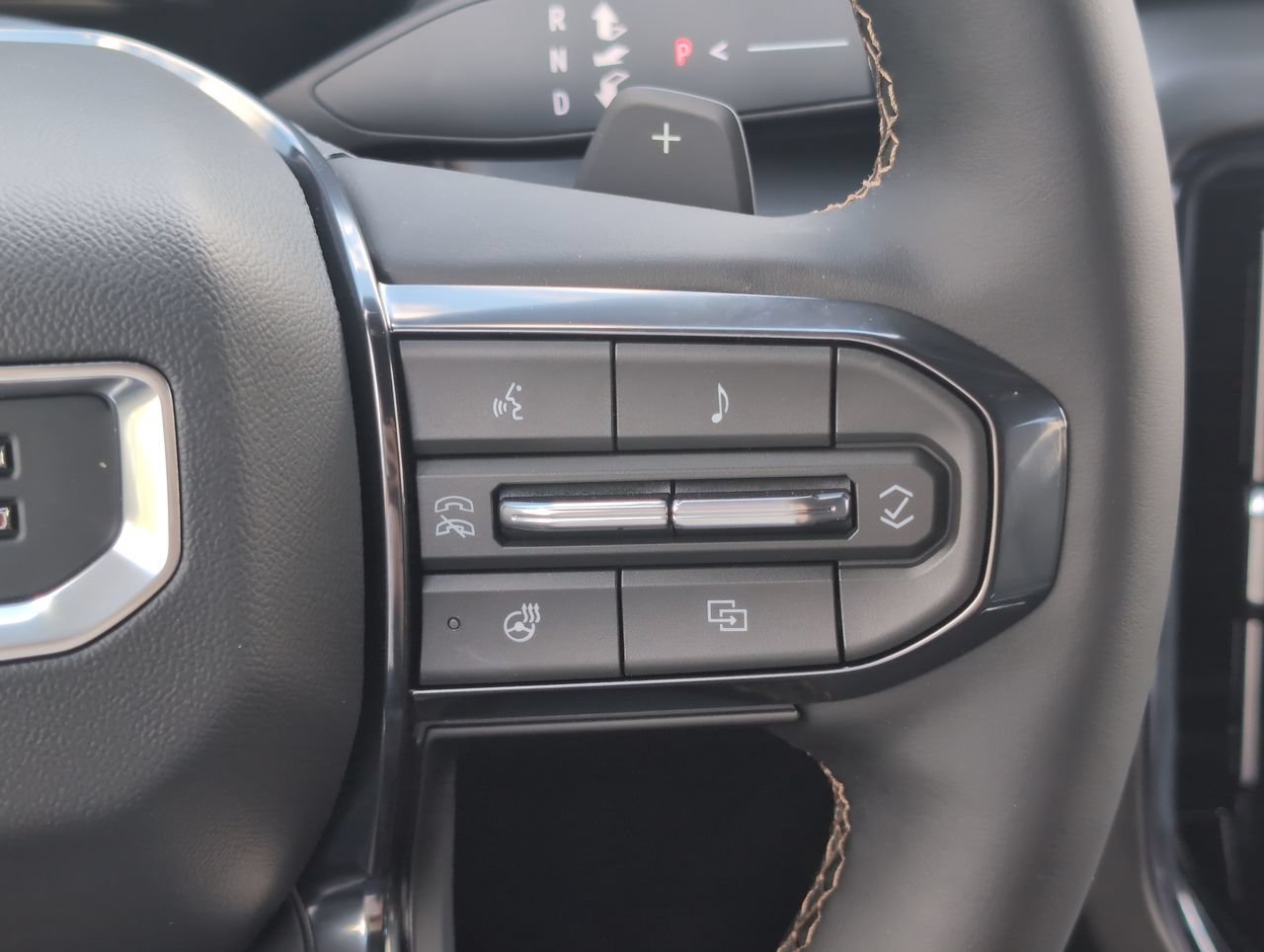 New 2026 GMC Yukon AT4 5.3L 4WD at KW Auto Credit