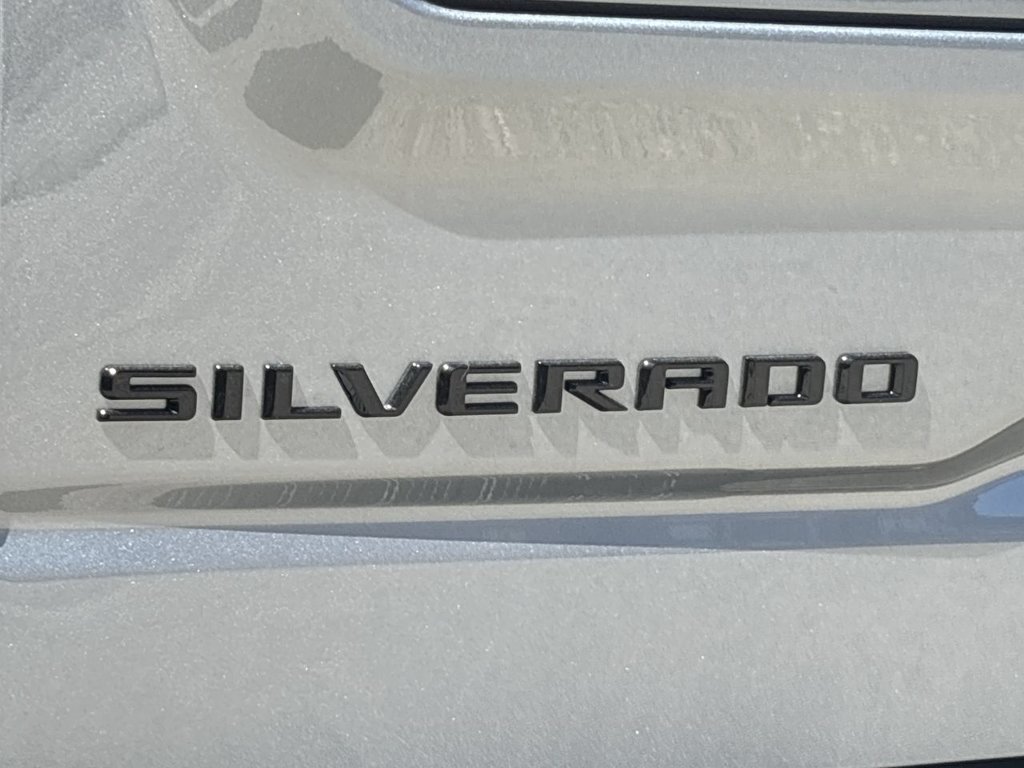 New 2026 Chevrolet Silverado 1500 RST 5.3L 4WD at KW Auto Credit