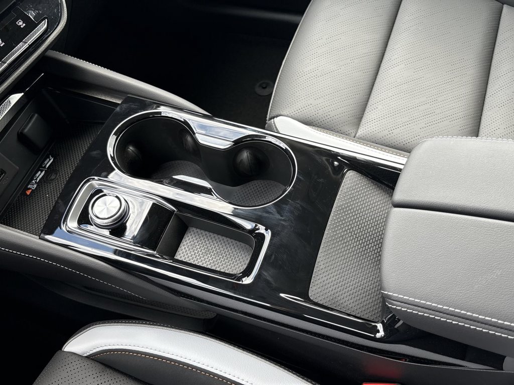 New 2026 Buick Envision Sport Touring 2.0L AWD at KW Auto Credit