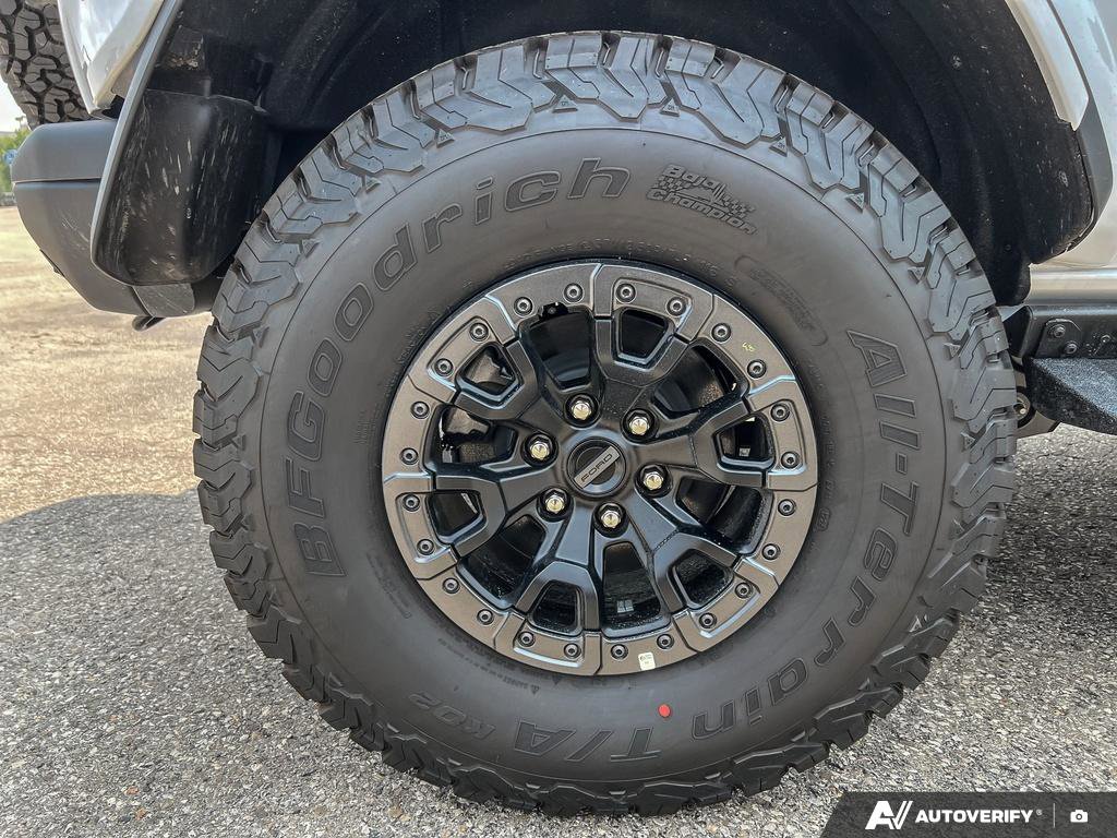 New 2025 Ford Bronco Raptor 3.0 L 4WD at KW Auto Credit