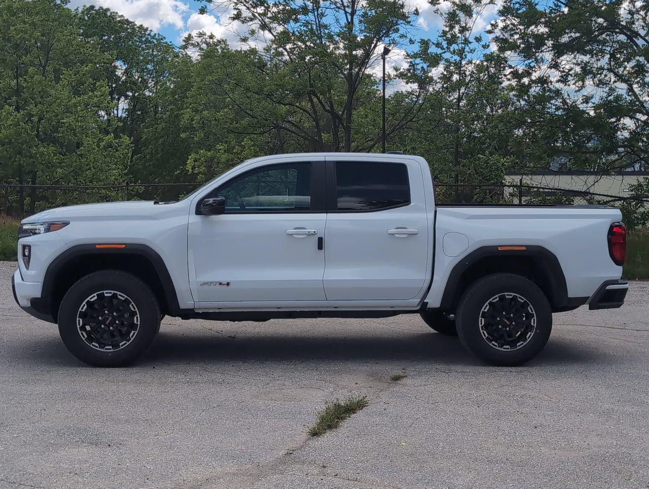 New 2026 GMC Canyon AT4 2.7L 4WD at KW Auto Credit