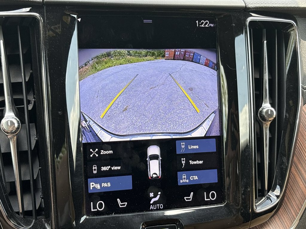 Used 2021 Volvo XC60 Inscription 2.0 L AWD at KW Auto Credit