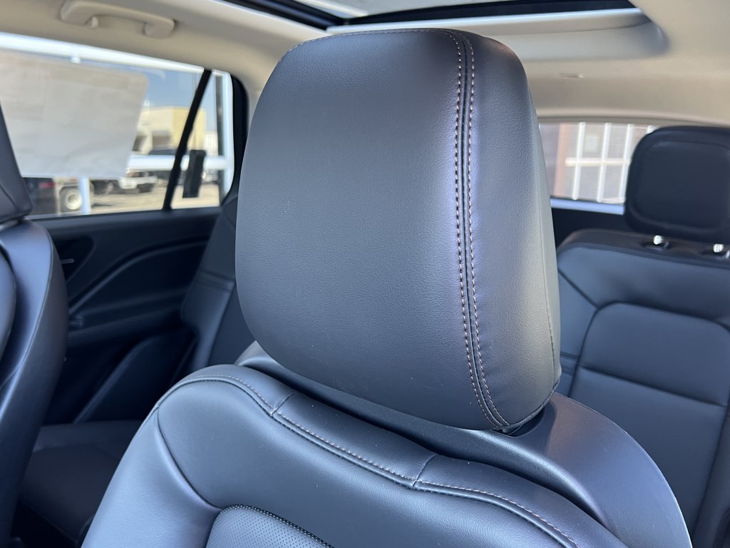 New 2026 Lincoln Aviator Premiere 3.0 L AWD at KW Auto Credit