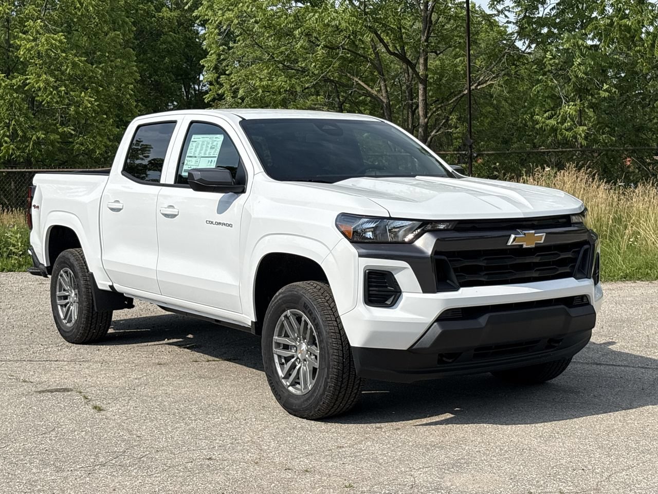 New 2026 Chevrolet Colorado 4WD LT 2.7L 4WD at KW Auto Credit