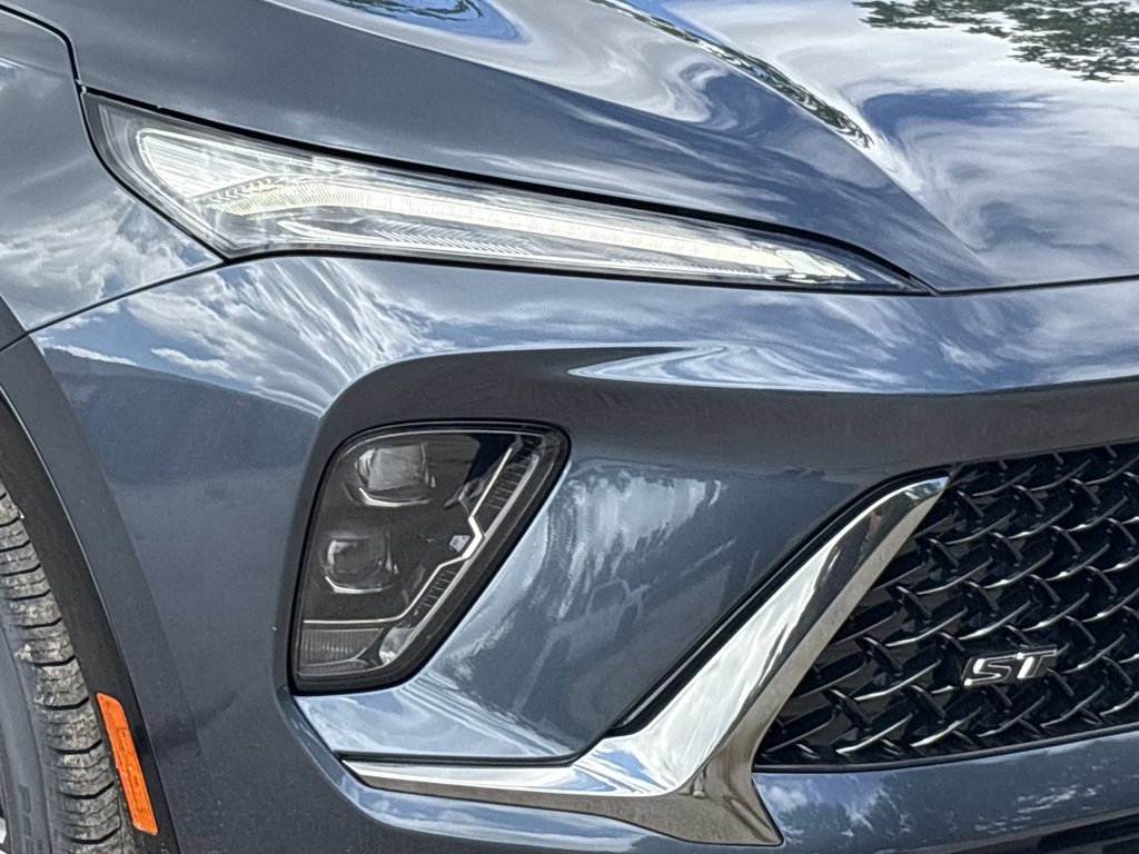 New 2026 Buick Envision Sport Touring 2.0L AWD at KW Auto Credit