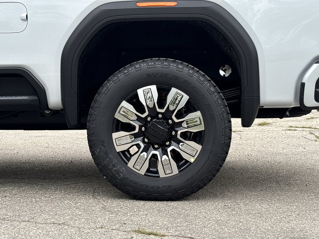 New 2026 GMC Sierra 2500HD Denali 6.6L 4WD at KW Auto Credit
