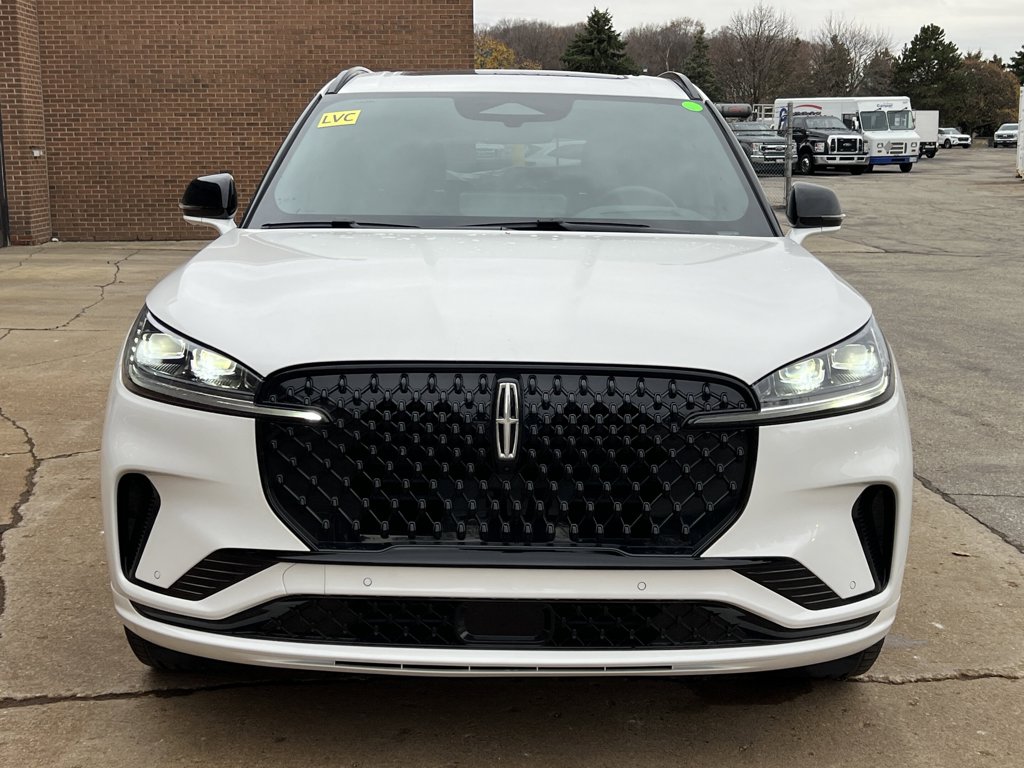 New 2026 Lincoln Aviator Reserve 3.0 L AWD at KW Auto Credit
