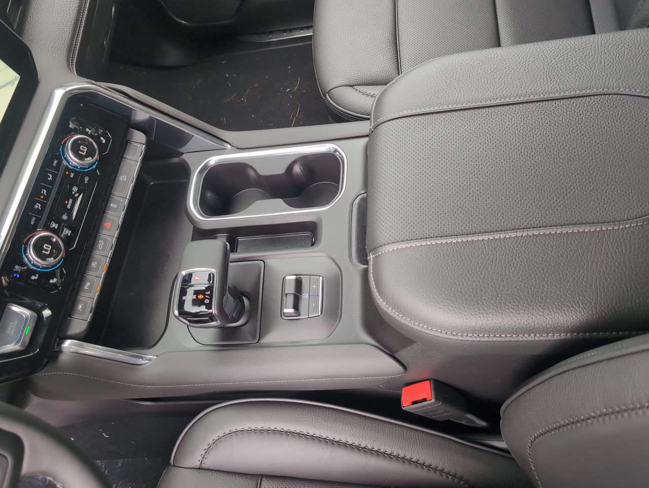 New 2026 GMC Sierra 1500 Denali 6.2L 4WD at KW Auto Credit