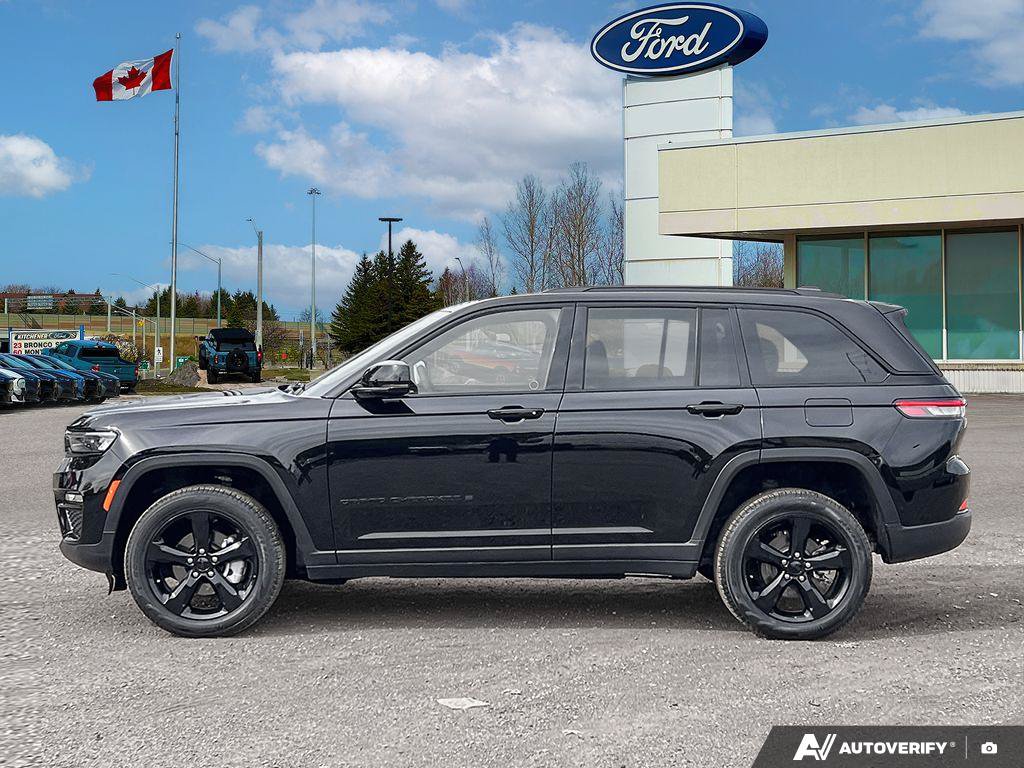 Used 2025 Jeep Grand Cherokee Limited 3.6 L 4WD at KW Auto Credit